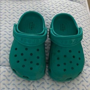 Crocs child size 6 Teal